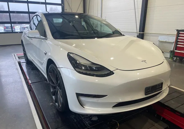 tesla Tesla Model 3 cena 99900 przebieg: 125170, rok produkcji 2019 z Kościan